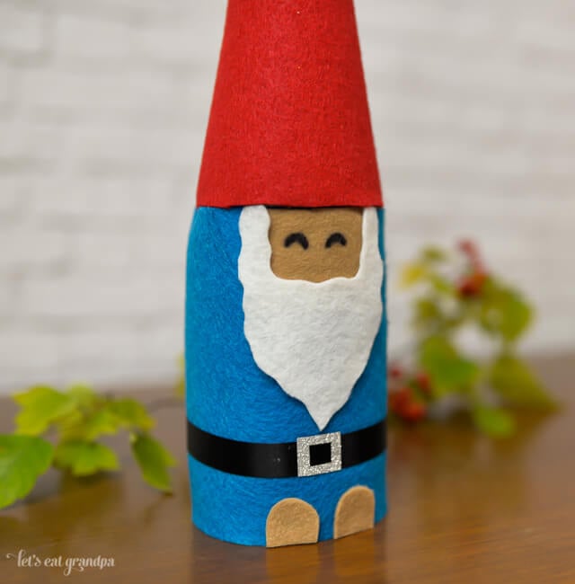 finished Christmas gnome craft