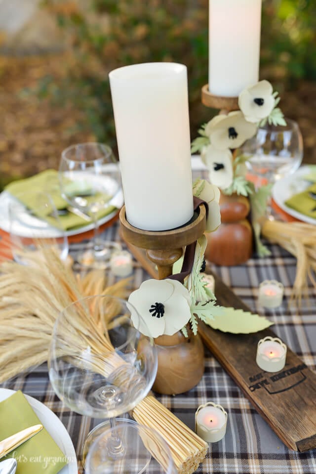 candle stick decor for Thanksgiving table setting