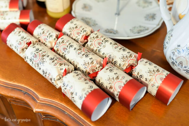 Downton Abbey Christmas crackers